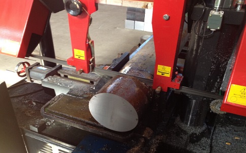 桐梓卧式带锯床加工时出现明显振荡如何排查？